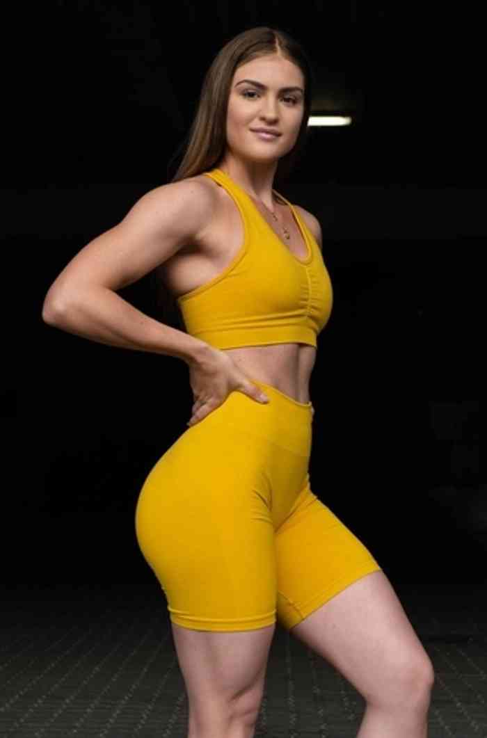 Discount Alphalete Mariiiagad - 10% off
